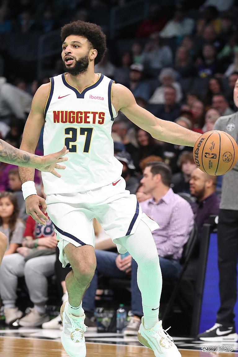 PANDA-关于穆雷回归赛场，比分优势明显首场状态亮眼，热火观众沸腾！的信息