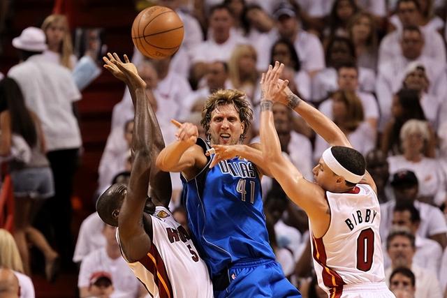 PANDA-莱万多夫斯基关键节点赛况扑朔迷离，热火带队取胜！的简单介绍